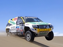 Renault Duster Dakar 2013 02 02